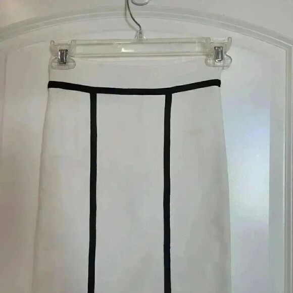 BCBG MAXAZRIA Women's Off White & Black Rayon/Nylon/Spandex Bandage Corset Penci - Picture 8 of 10